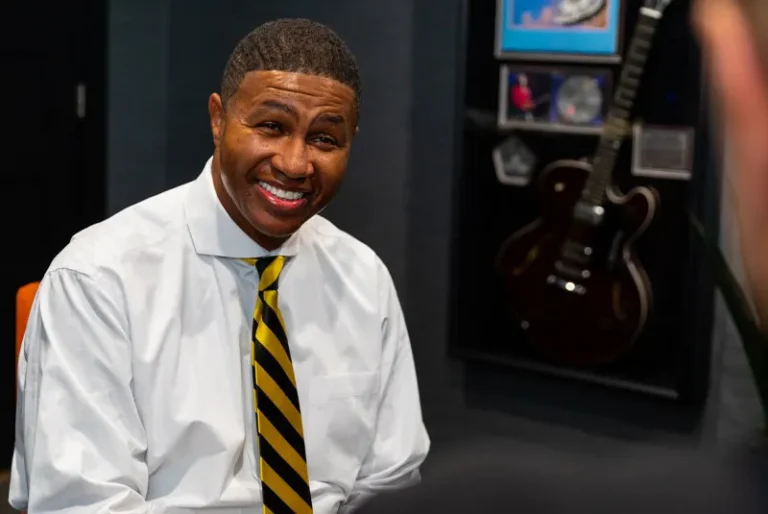 derrick crowns and veneers patient 2